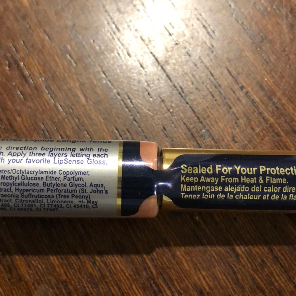 Lipsense - Picture 3 of 3